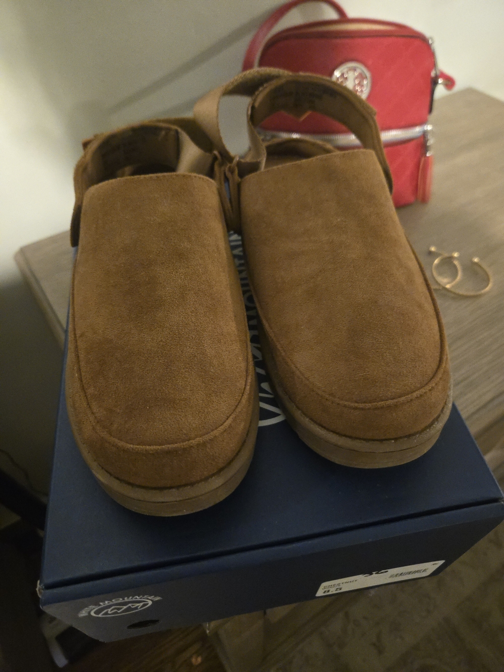 White Mountain Women's Tan Suede Clog Mules